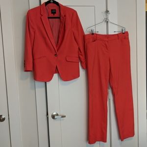 The Limited. Woman's Suit